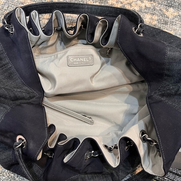 Authentic RARE Chanel Coco denim cabas XL - Picture 7 of 10